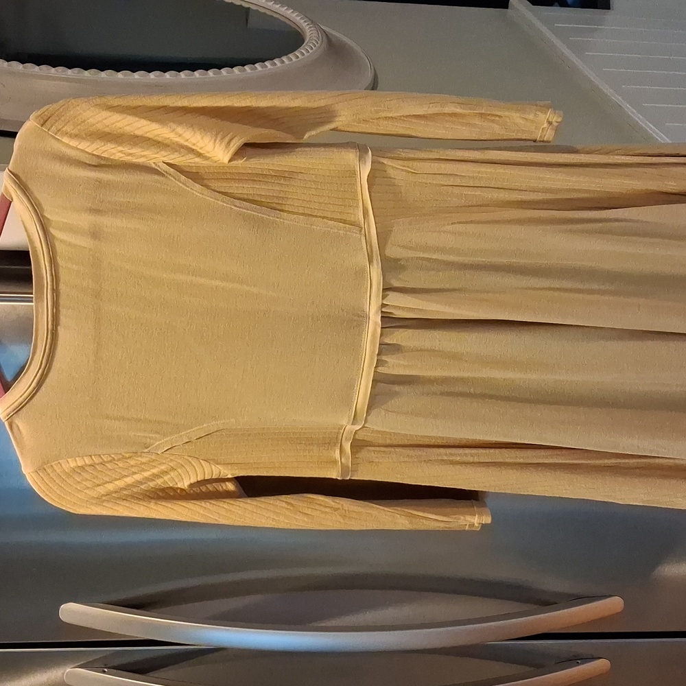Mystree Chic Mustard Women's Tunic Top - Picture 3 of 5